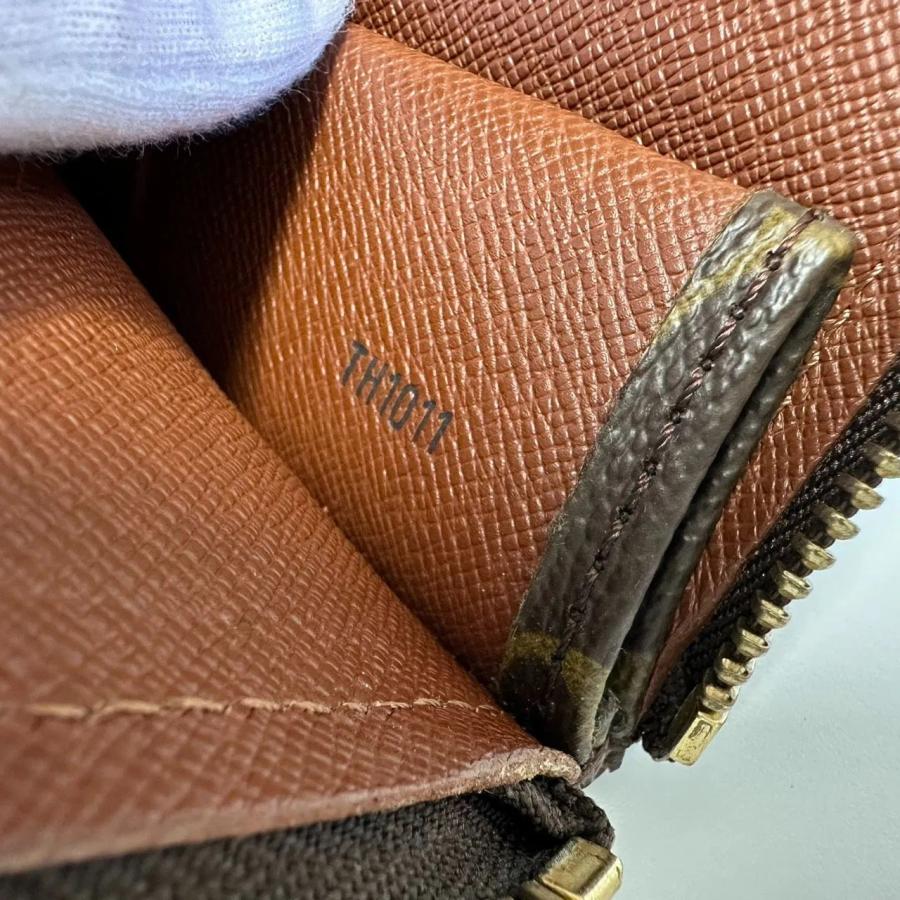 LOUIS VUITTON（ルイ・ヴィトン） 【返品OK】美品 モノグラム ポッシュ 