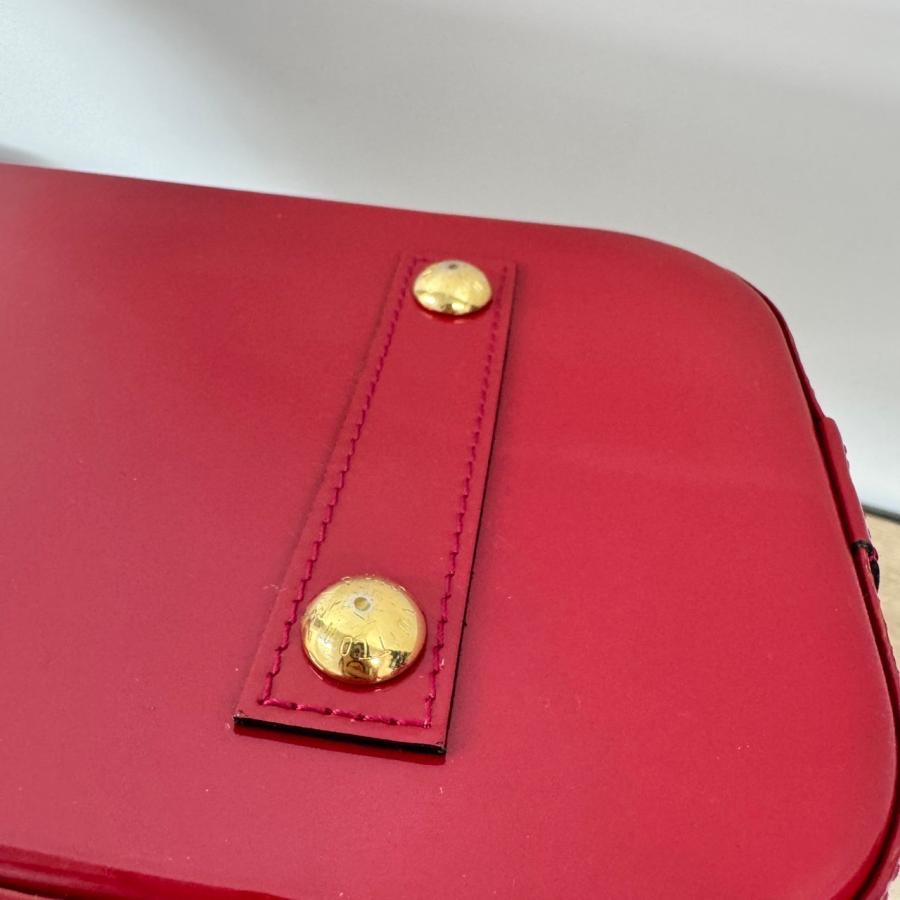 LOUIS VUITTON（ルイ・ヴィトン） 【返品OK】美品 モノグラム ヴェルニ