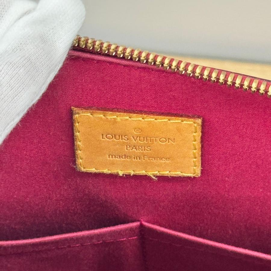 LOUIS VUITTON（ルイ・ヴィトン） 【返品OK】美品 モノグラム ヴェルニ