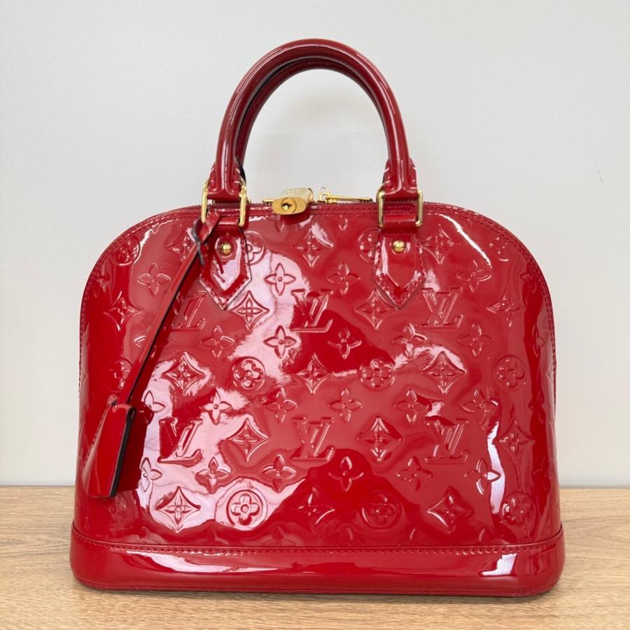 LOUIS VUITTON ヴィトン アルマPM 赤 LOUIS VUITTON（ルイ・ヴィトン） 【返品OK】美品 モノグラム ヴェルニ