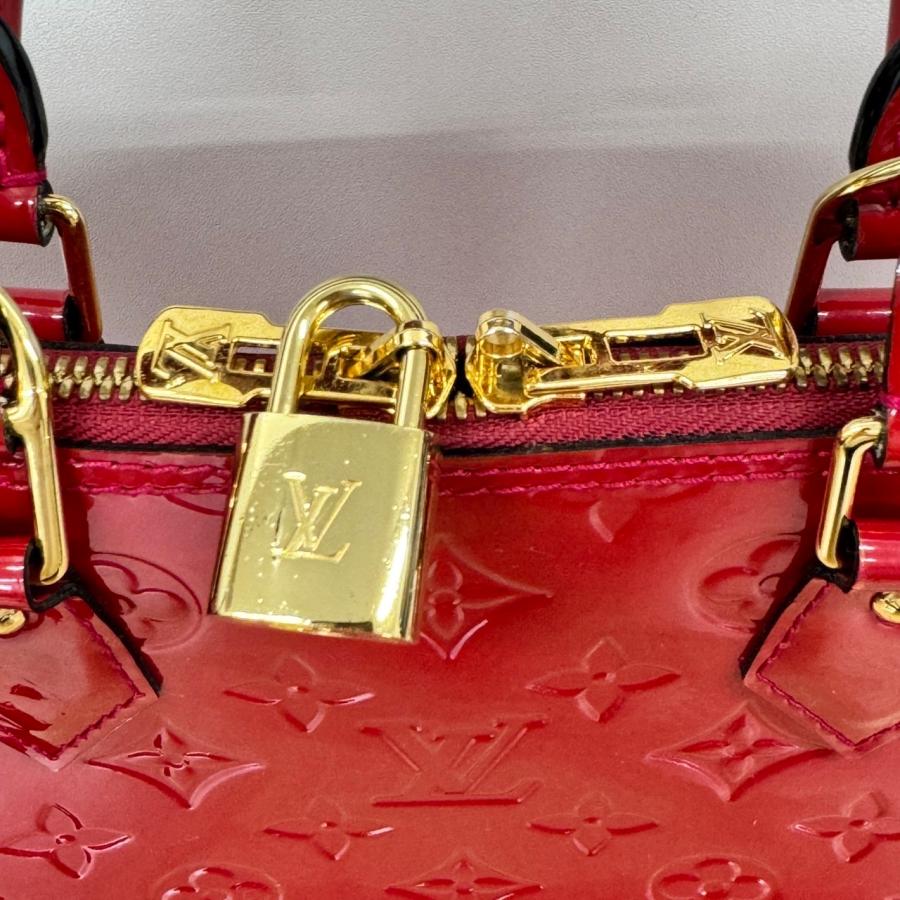 LOUIS VUITTON（ルイ・ヴィトン） 【返品OK】美品 モノグラム ヴェルニ