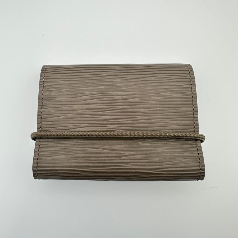 LOUIS VUITTON（ルイ・ヴィトン） 【返品OK】美品 エピ ポルトモネ
