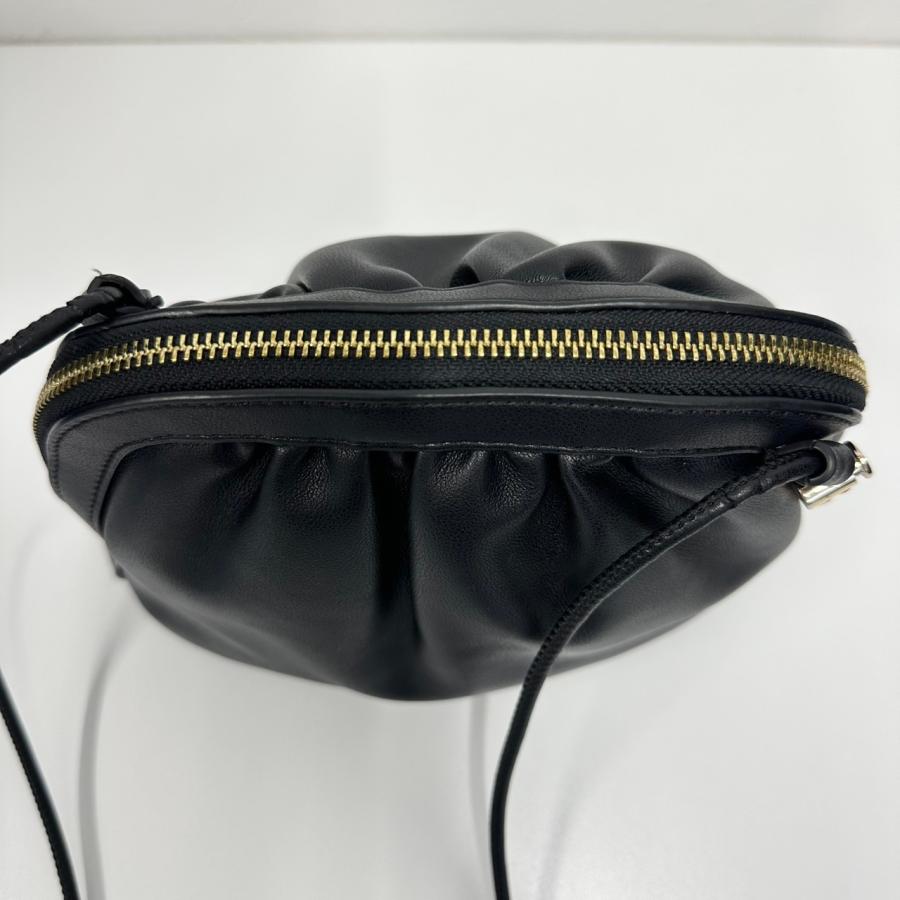 【返品OK】美品 A.P.C. アーペーセー NINON ニノン スモール ドローストリングバッグ ショルダーバッグ ブラック【D467901166906ミ2510】の画像