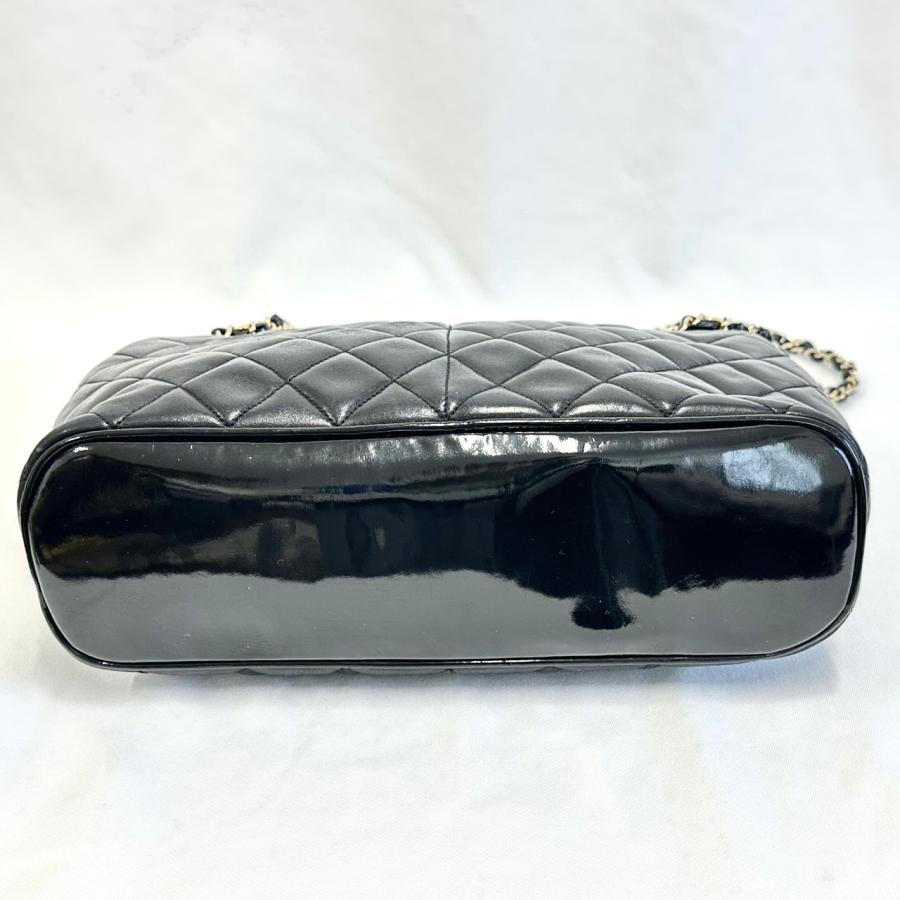 CHANEL（シャネル） 【返品OK】CHANEL マトラッセ チェーンバッグ