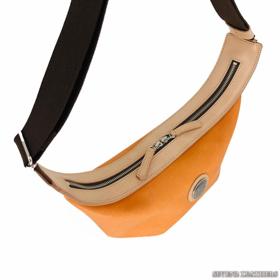 REDMOON レッドムーン バッグ ショルダーバッグ ボディバッグ REDMOON レッドムーン バッグ ショルダーバッグ ボディバッグ