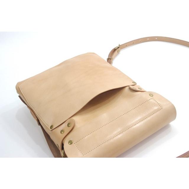パイロットリバー PAILOTRIVER ショルダーバッグ 全3色 男女兼用 牛革 コンチョ pr-lazyboy-gm プレゼントの画像
