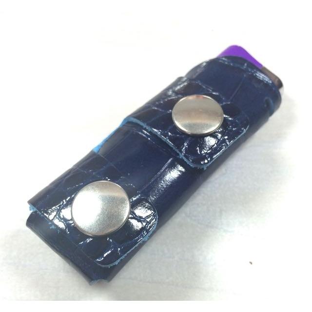 パイロットリバー PAILOTRIVER ライターケース ライターカバー レザーケース 型押し エンボス 全3色 男女兼用 牛革 pr-ltc-ecd プレゼント | REDMOON