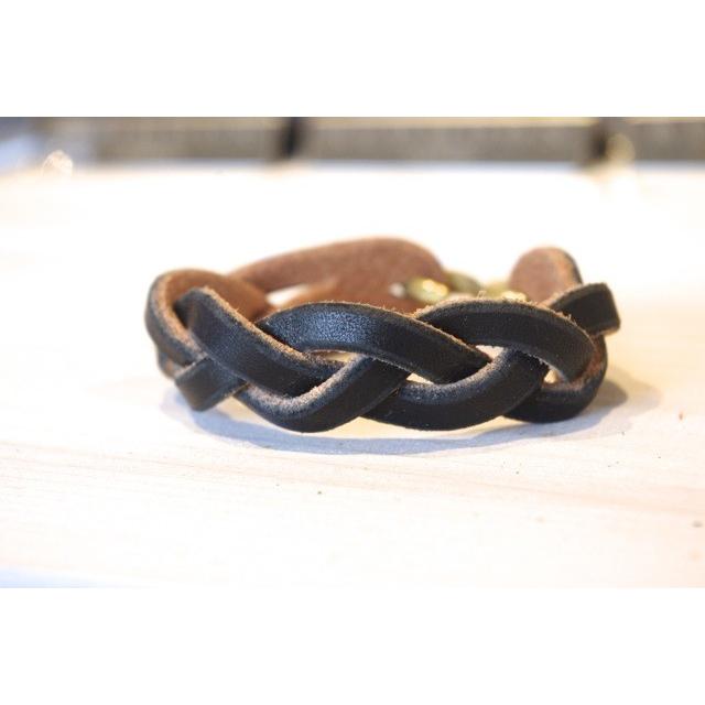 レッドムーン REDMOON ブレスレットバングル レザーアクセサー 編み込み 全3色 男女兼用 牛革 真鍮 yk-wbb3 プレゼント | REDMOON | 01