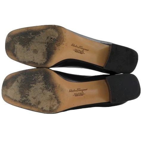 Salvatore Ferragamo サルヴァトーレ フェラガモ スクエアトゥパンプス 