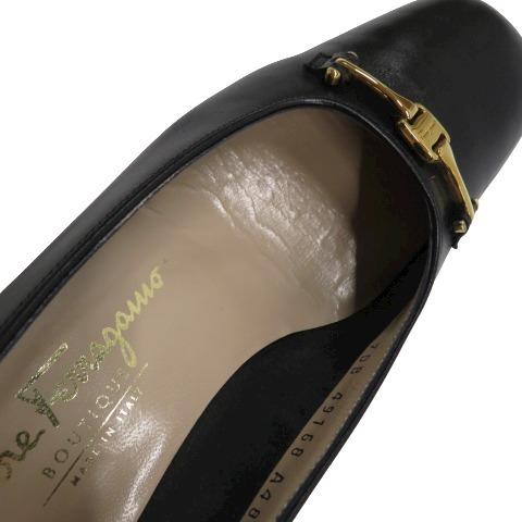 Salvatore Ferragamo サルヴァトーレ フェラガモ スクエアトゥパンプス 