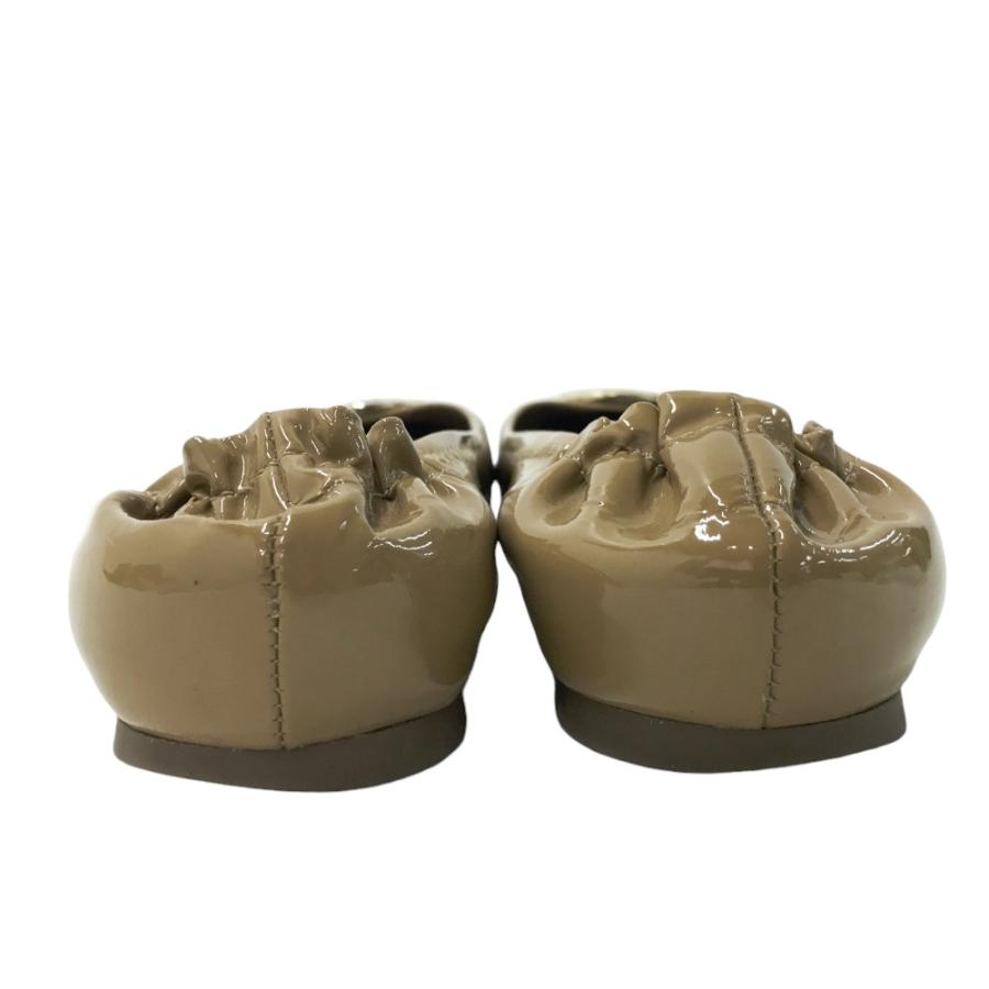 TORY BURCH トリーバーチ エナメル フラットシューズ ベージュ系