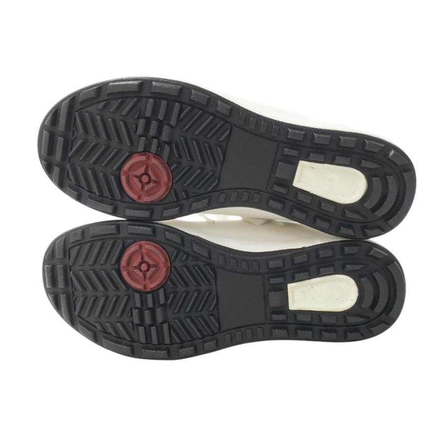 美品 CONVERSE ゴルフシューズ レディース ホワイト 23.5㌢ CONVERSE（コンバース） スパイクレス ゴルフシューズ ホワイト系 23.5