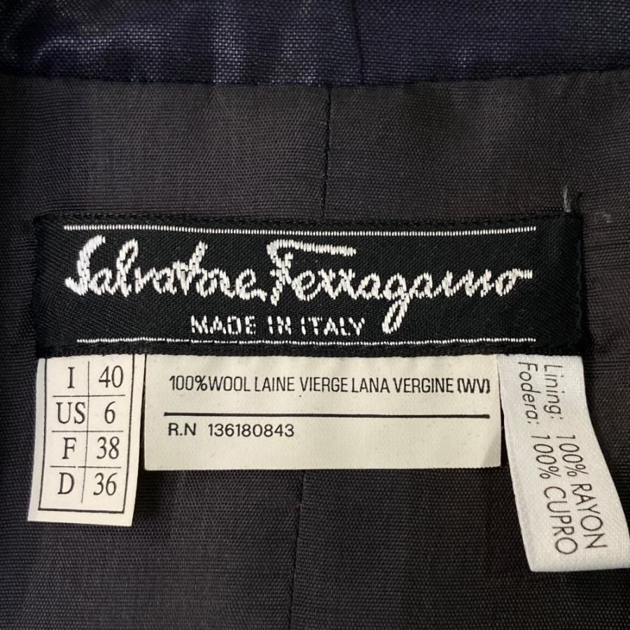 Salvatore Ferragamo サルヴァトーレ フェラガモ セットアップ ネイビー系 I40 レディース_4