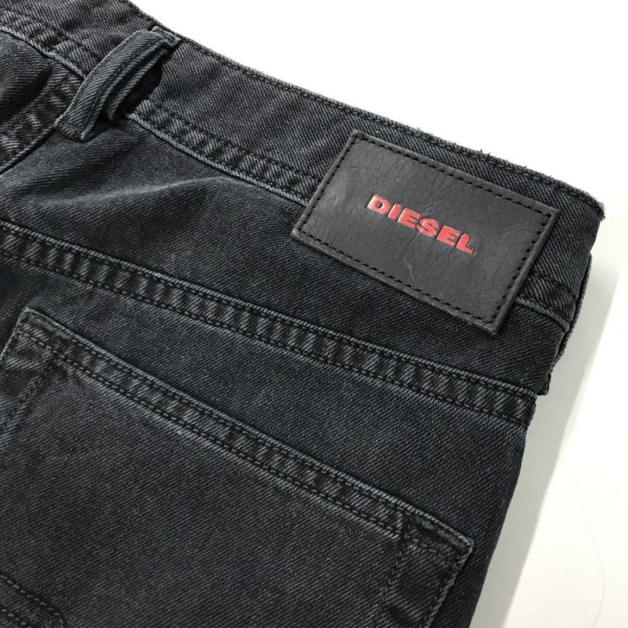 ディーゼル ブラックジーンズBUSTER 新品❗️ DIESEL（ディーゼル） 【新品】DIESEL デニムパンツ BUSTER ブラック系