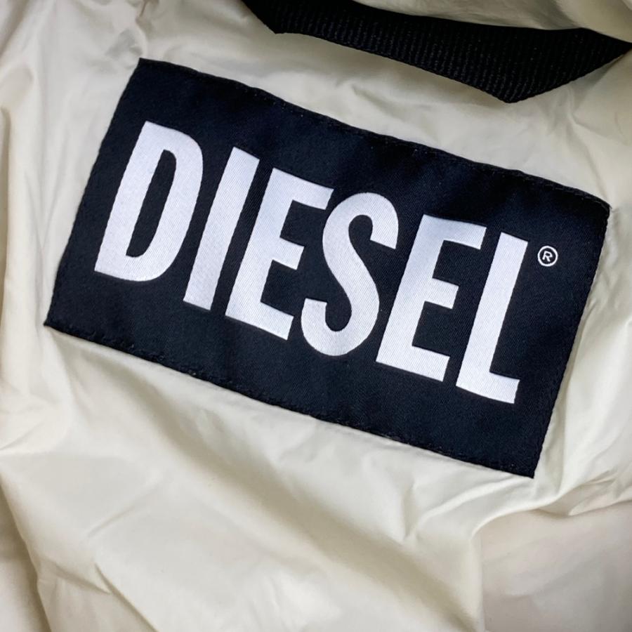 DIESEL（ディーゼル） W PATNEW RUSS 中綿 ロングジャケット ホワイト 