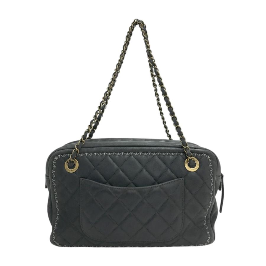 【上品さ格上げ♪】CHANEL バッグ シャネルシャネル22 ミニ ハンドバッグ 黒 ゴールド金具
