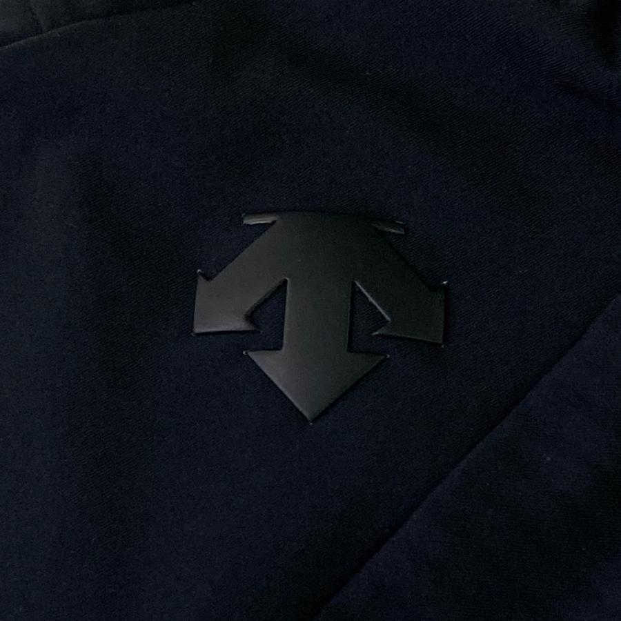 サイズ：XO DESCENTE GOLF デサントゴルフ  半袖ポロシャツ 総柄 ブラック系 [240101417863] ゴルフウェア メンズ ストスト DESCENTE GOLF デサントゴルフ 半袖ポロシャツ ブラック系 XO