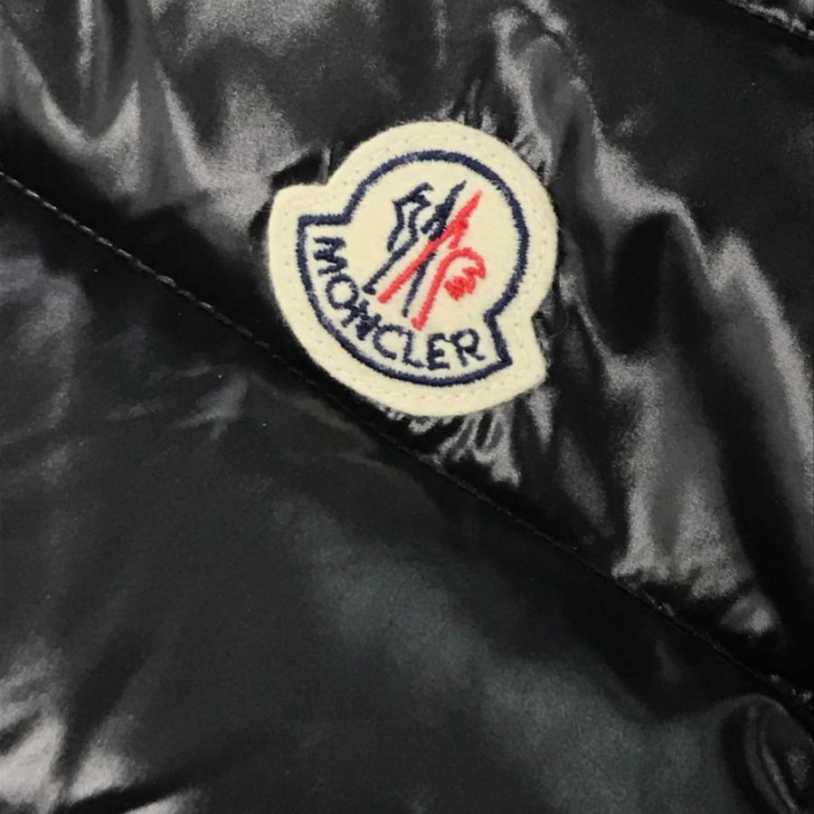 MONCLER 【美品】MONCLER モンクレール B20934830405 ジップ MONCLER 【美品】MONCLER モンクレール B20934830405 ジップ