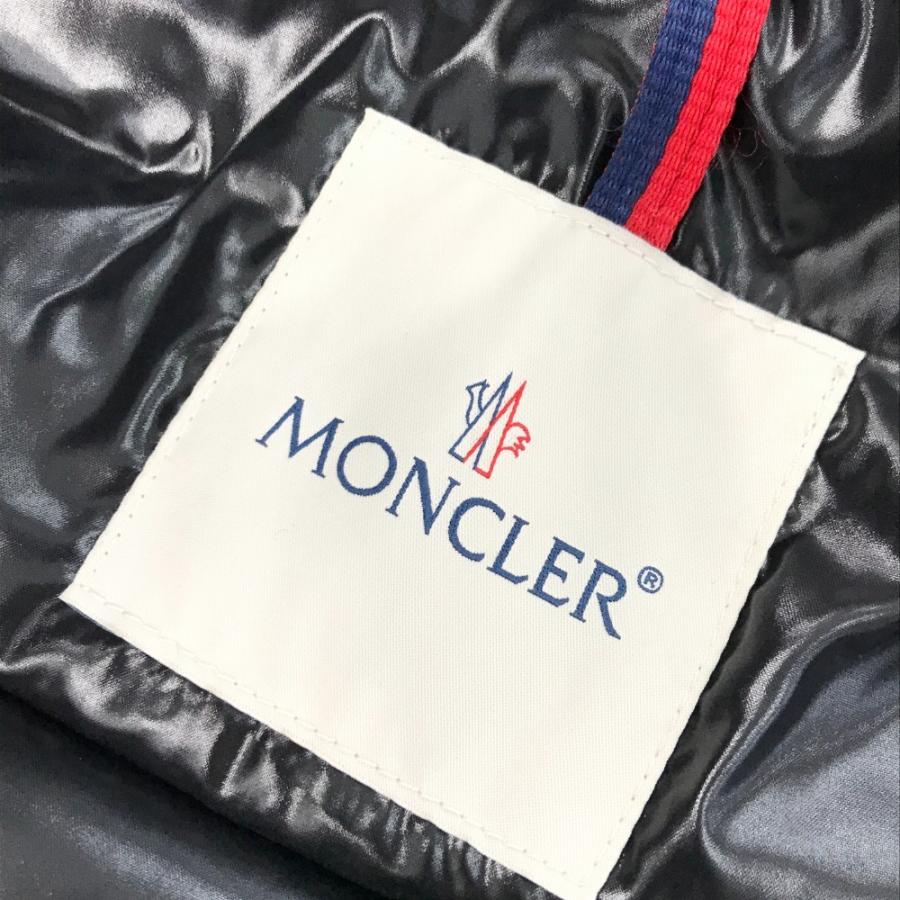 MONCLER 【美品】MONCLER モンクレール B20934830405 ジップ MONCLER 【美品】MONCLER モンクレール B20934830405 ジップ