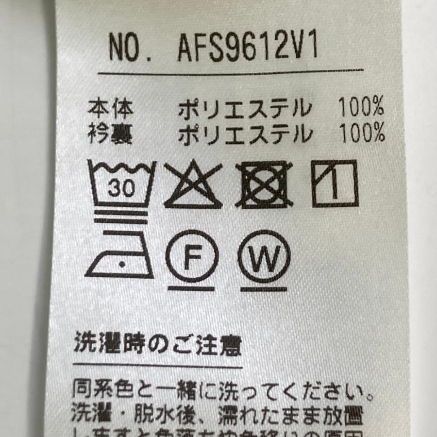 and per se（アンパスィ） 半袖ポロシャツ ロゴ総柄 ホワイト系 L