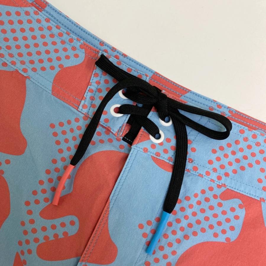 MARK&LONA マークアンドロナ 2022年 ハーフパンツ 総柄 ブルー系