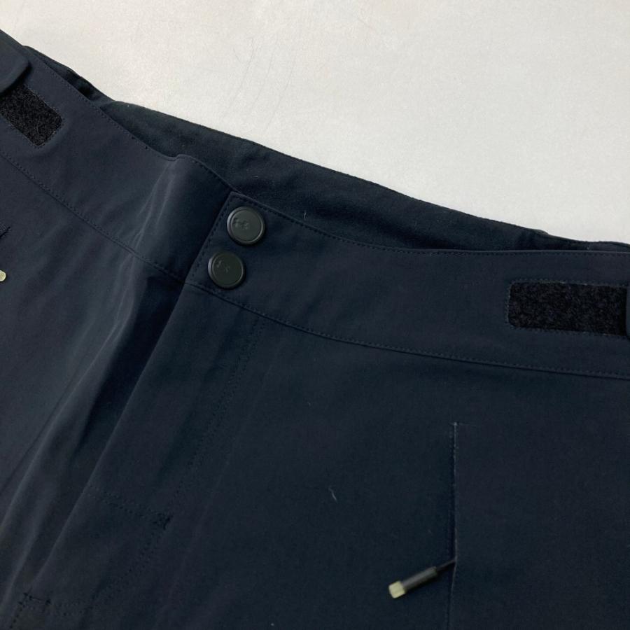 UNDER ARMOUR（アンダーアーマー） ロングパンツ ゴアテックス