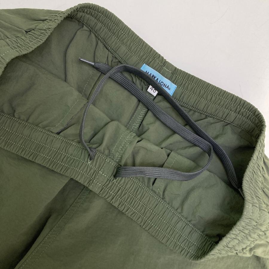 【美品】マークアンドロナ　ハーフパンツ　46 M MARK&LONA マークアンドロナ 2023年モデル ハーフパンツ カーキ