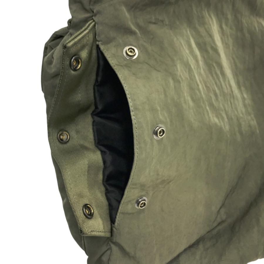 CP COMPANY ショルダーバッグ　カーキ色　未使用品 C.P. COMPANY C.P.COMPANY シーピーカンパニー ショルダーバッグ