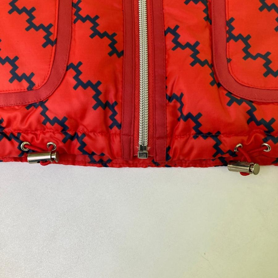 サイズ：40 LANVIN SPORT ランバン スポール  フード付 ダウンジップジャケット 総柄 レッド系 [240101463278] ゴルフウェア レディース ストスト LANVIN SPORT ランバン スポール フード付 ダウンジップジャケット 総