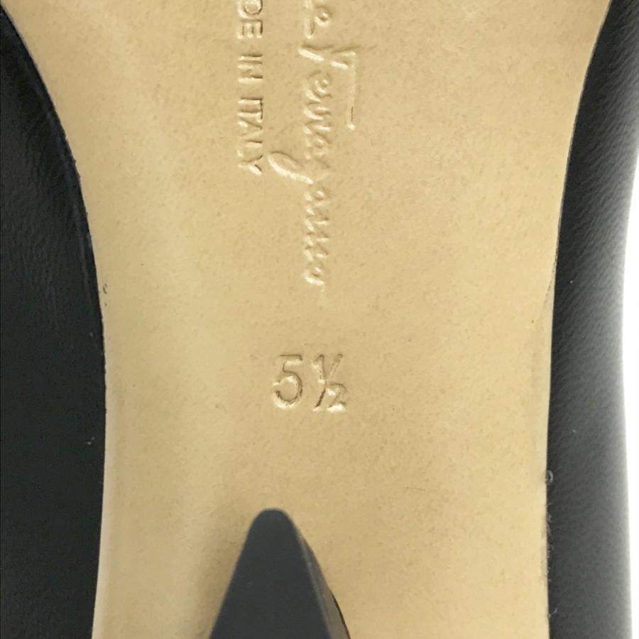 美品Salvatore Ferragamo ベージュと黒　22.5㎝ 美品Salvatore Ferragamo ベージュと黒22.5㎝