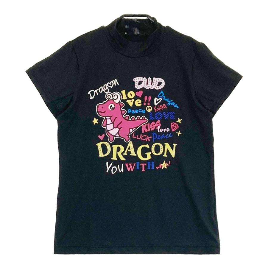 サイズ：2 DANCE WITH DRAGON ダンスウィズドラゴン  ハイネック 半袖Tシャツ プリント  ブラック系 [240101485220] ゴルフウェア レディース ストスト 新品】DANCE WITH DRAGON ダンスウィズドラゴン ハイネック 半袖