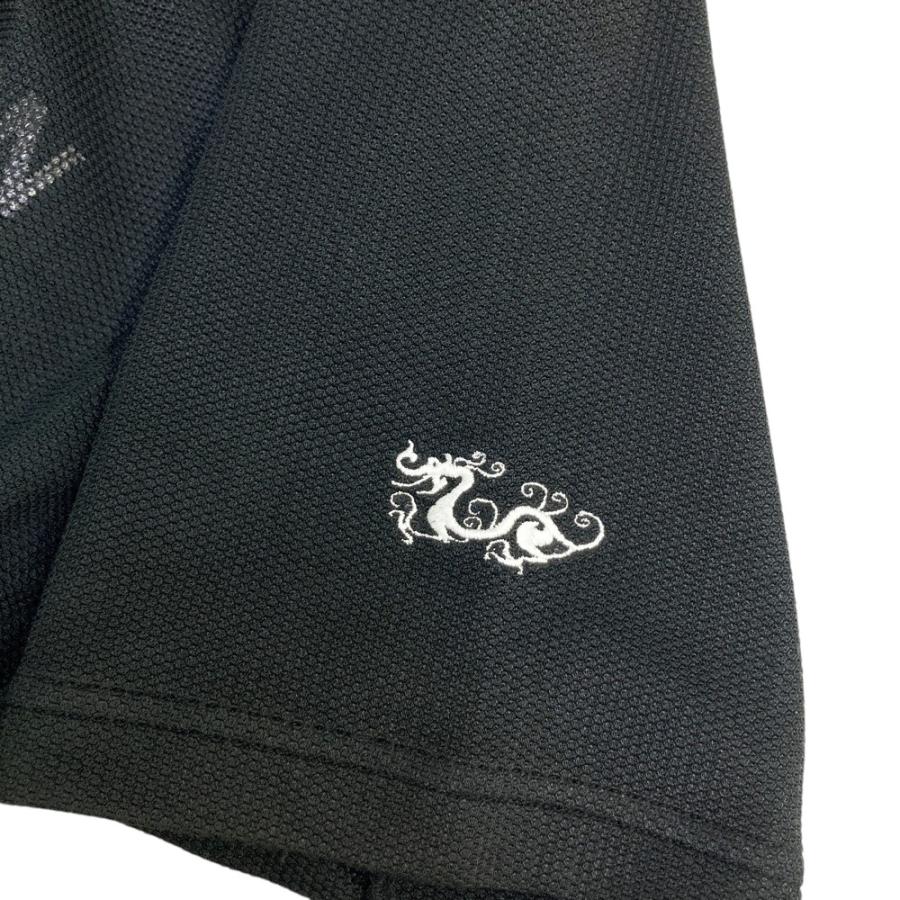 サイズ：4 DANCE WITH DRAGON ダンスウィズドラゴン  ハイネック 半袖Tシャツ ストーン  ブラック系 [240101431310] ゴルフウェア メンズ ストスト DANCE WITH DRAGON ダンスウィズドラゴン ハイネック 半袖T