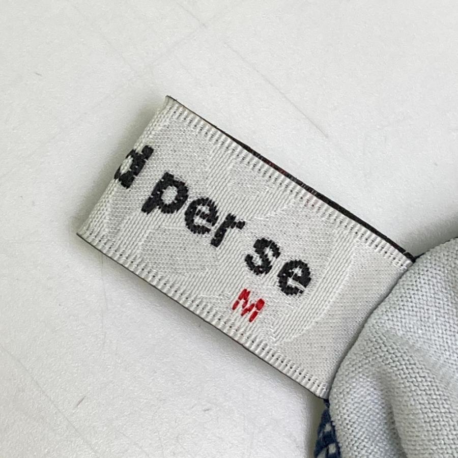 AND PER SE アンパスィ 2023年モデル ハイネック 長袖Tシャ ツ AND PER SE アンパスィ 2023年モデル ハイネック長袖Tシャツ 総柄