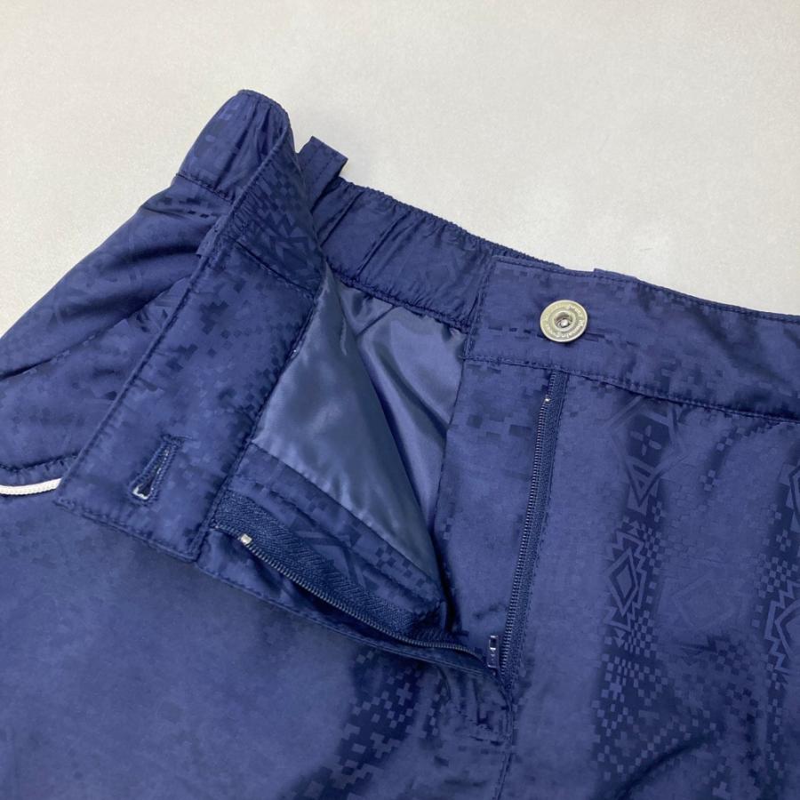 Munsingwear（マンシングウェア） JWLK707 中綿スカート 総柄 ネイビー