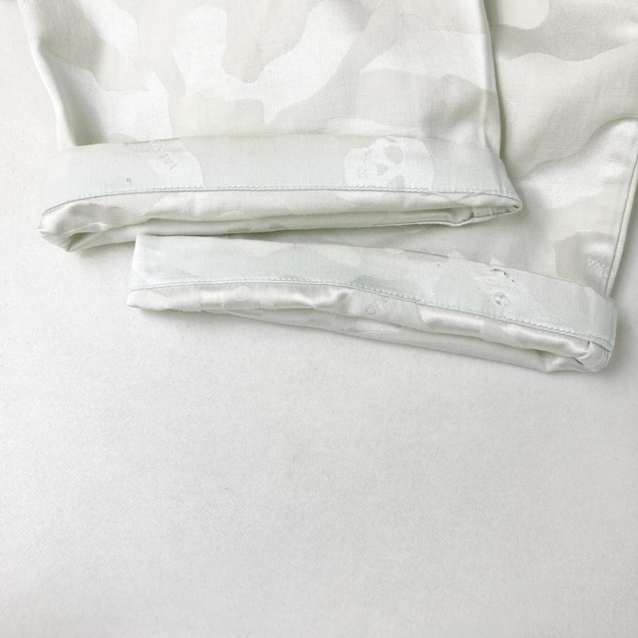 マークアンドロナ カモフラージュ スカル 総柄 ストレッチパンツ M 新品】マークアンドロナ パンツ 黒 カモフラ柄・スカル織生地