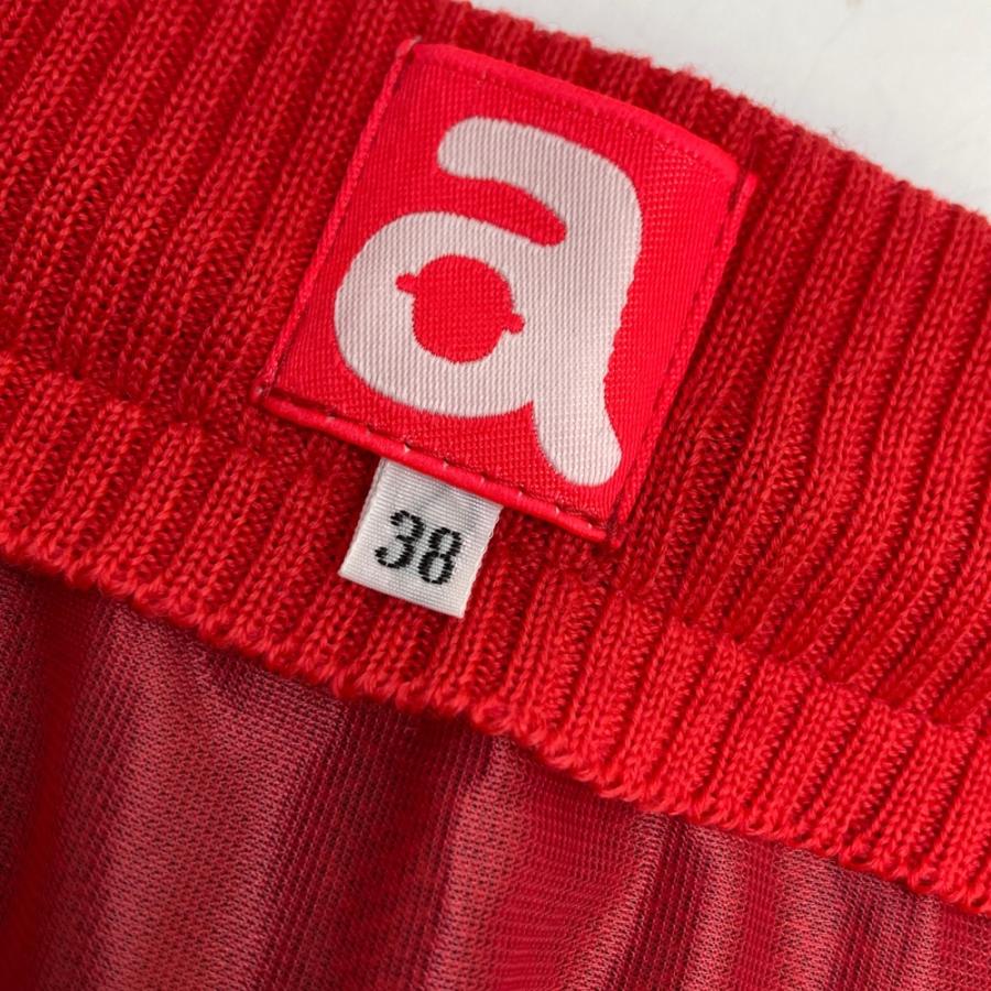 アルチビオarchivioニットセーター・スカート サイズ38 ARCHIVIO アルチビオ 裏地付 ニットスカート ロゴ総柄 レッド系 38