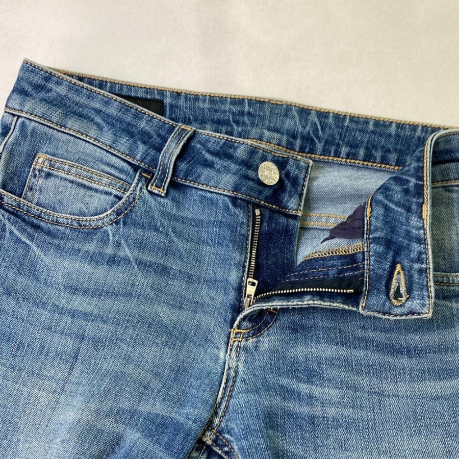 美品【GUCCI】グッチ　セミフレアデニム　イタリア製　36 レディース 美品【GUCCI】グッチ セミフレアデニム イタリア製 36
