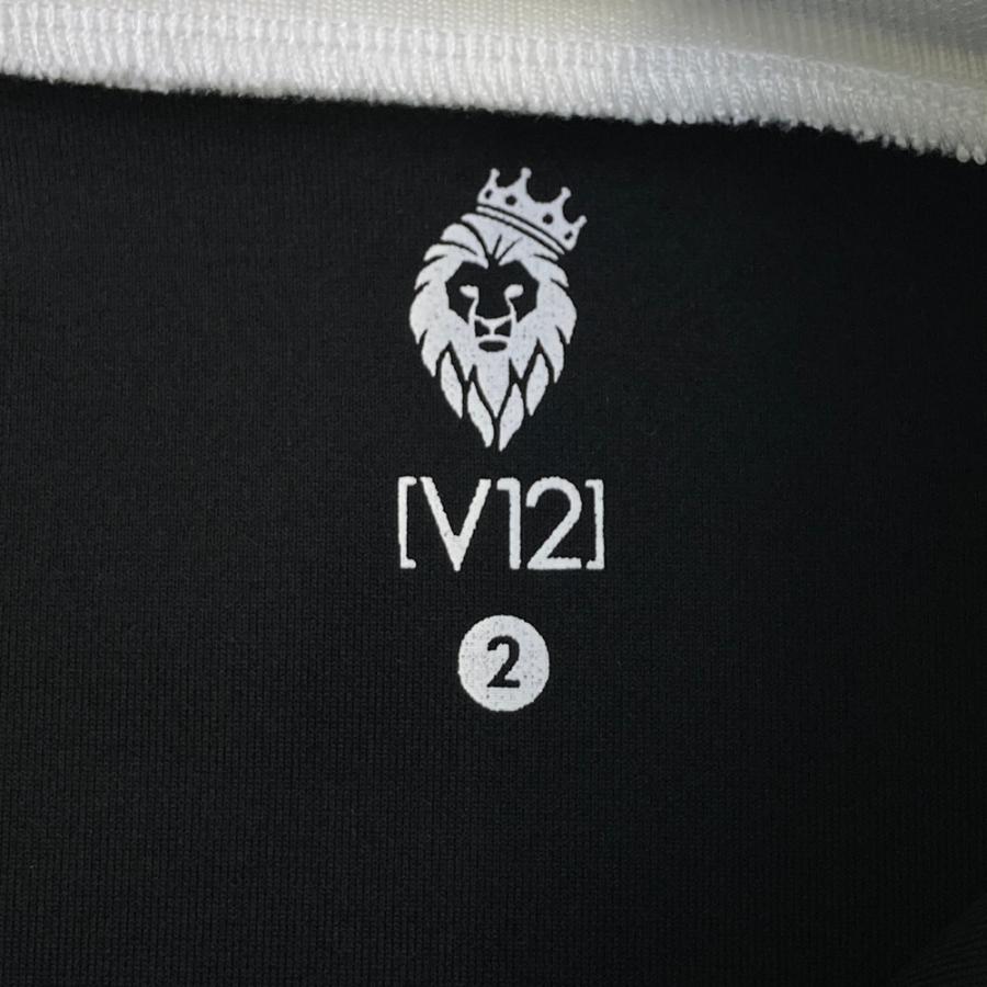 V12 ヴィトゥエルヴ 長袖プルオーバー ブラック系 2 ゴルフウェア