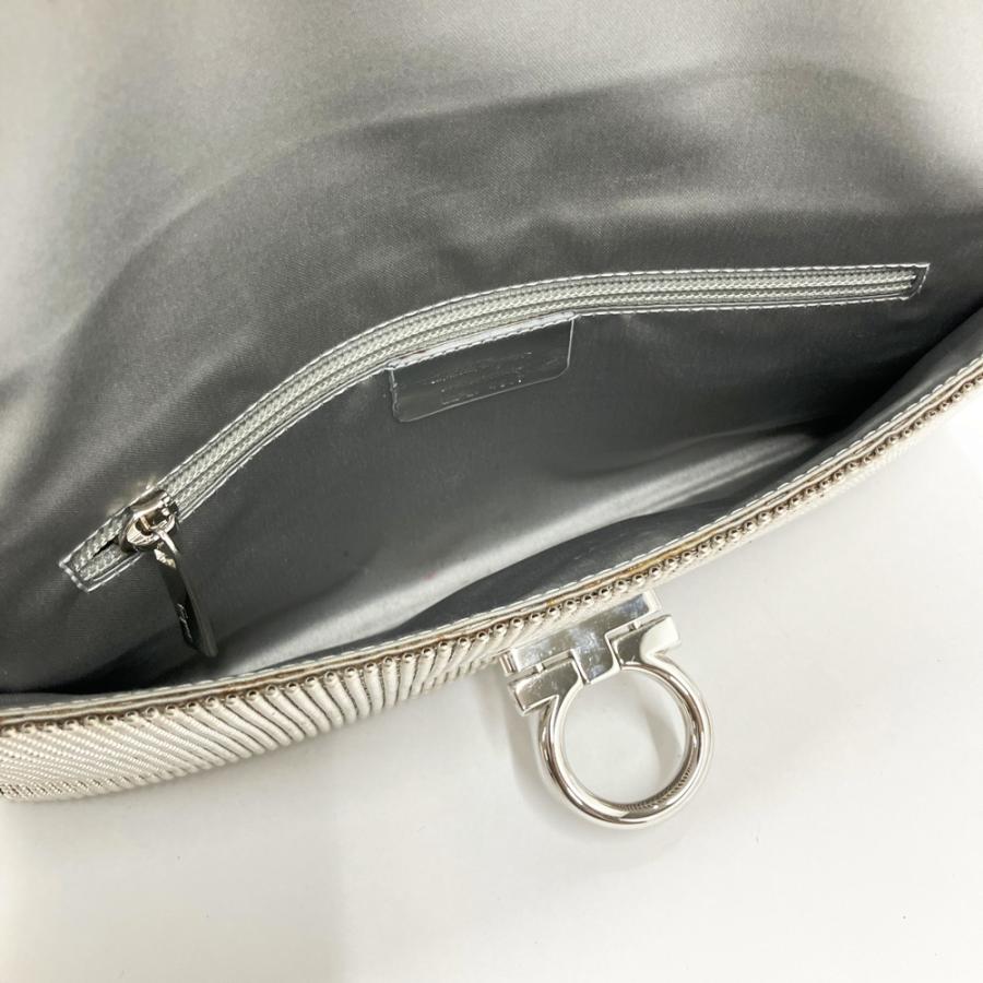 Salvatore Ferragamo サルヴァトーレ フェラガモ チェーン バッグ