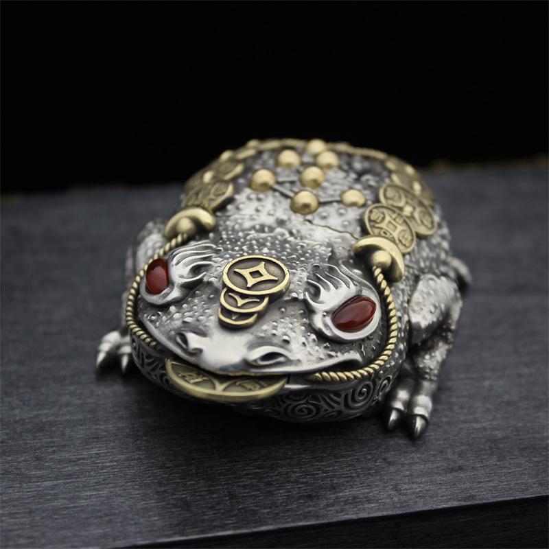 Zippo ライター ラッキーフロッグ  風水 | ZIPPO | 01