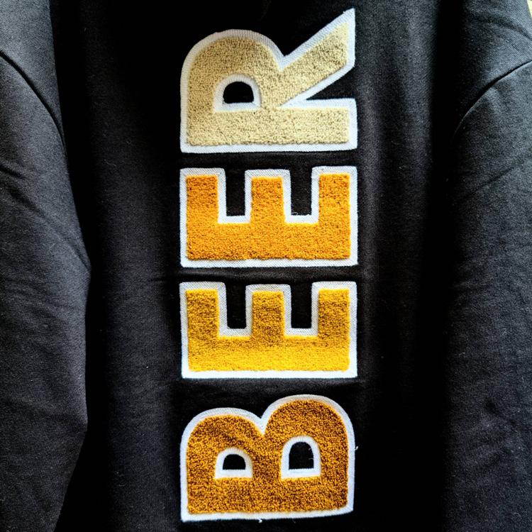 YOIDORE CITY フーディー スウェットパーカー サガラワッペン BEER