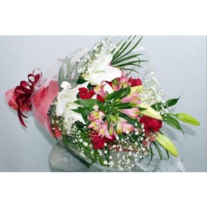 生花 花束 華やかにお祝いを　赤バラとユリ　季節の小花 |  | 01