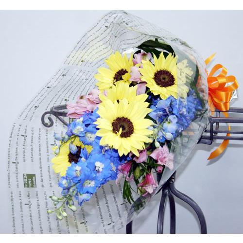 生花　ヒマワリとデルフィニュームの花束【地域限定送料無料】 |  | 02