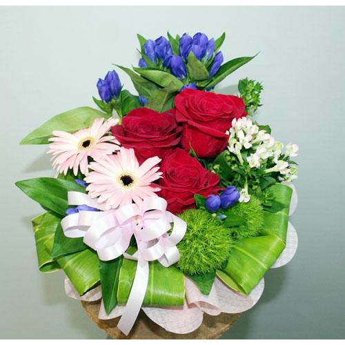 生花アレンジ　赤いバラは大人のあなたに【地域限定送料無料】 |  | 01