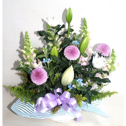 あたたかな心で お供え 生花 アレンジ 花束 アレンジメントフラワーギフト 花の贈り物 プレゼント お悔み 悲しい 通夜 お葬式 葬儀 法事 |  | 01