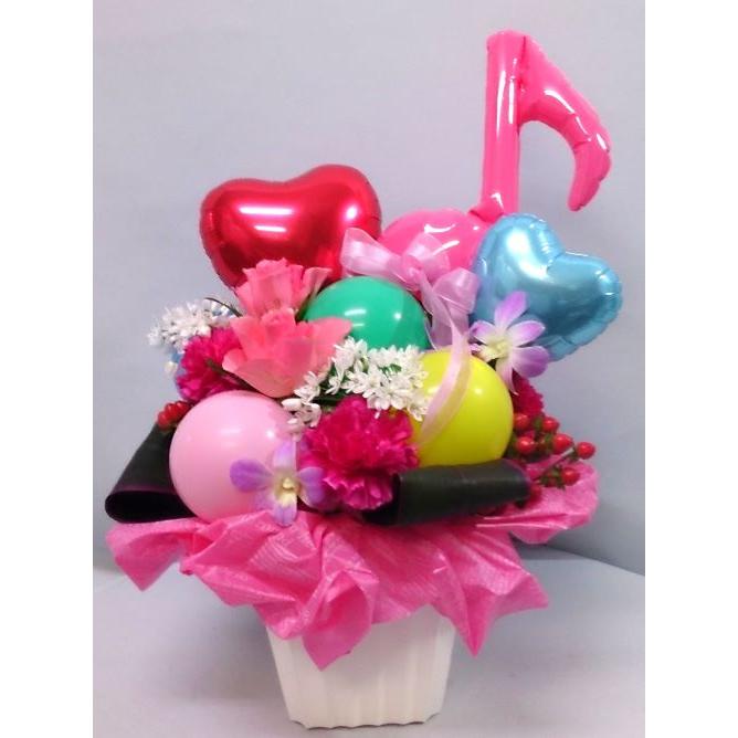 バルーン入りアレンジ 音符とハート 風船　バルーンフラワー 生花 フラワーギフト 花の贈り物 花とバルーン 誕生日 お祝い 開店祝い 発表会 音楽会 | 