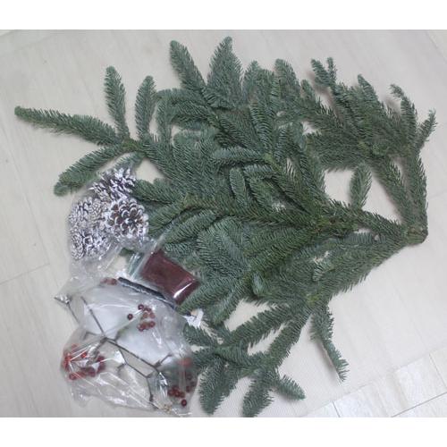 もみの木　フレッシュモミの木のクリスマスリースキット  クリスマスリース  手作りキット  生花 切花 資材 もみのき モミノキ  樅ノ木    フラワー リース |  | 01