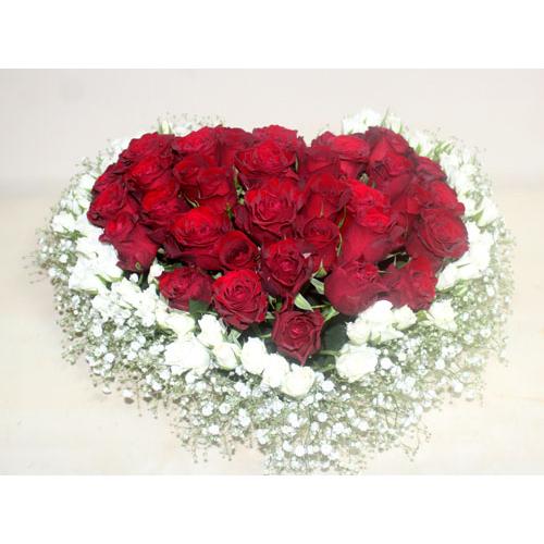 生花 ハート型の赤バラ フラワーケーキ フラワーギフト  誕生日 お祝い 開店祝い  ウエディング ブライダル 結婚記念日 バレンタインデー 【地域限定送料無料】 |  | 03