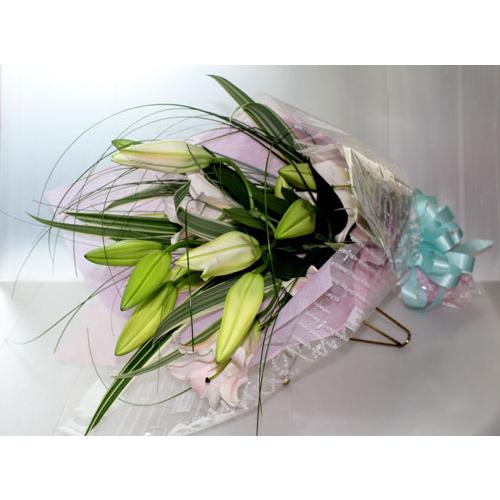ユリとグリーンの花束【生花　花束】フラワーギフト　花の贈り物 生花  花の贈り物 誕生日 母の日 父の日 出産祝　内祝い プレゼント【地域限定送料無料】 |  | 01
