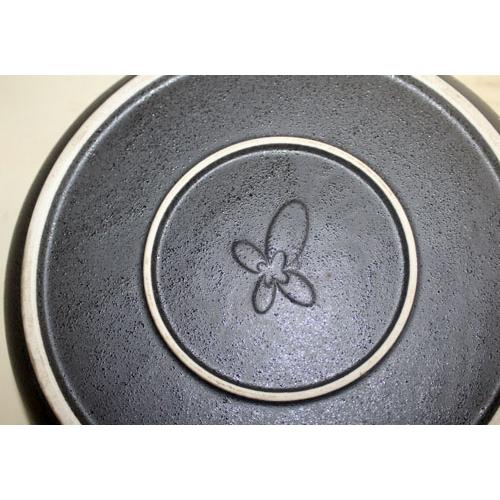 黒の陶器Ｌ　鉄鉢型　陶器 資材 コンポート　 ヨーロピアン　フラワーデザイン　和　正月 |  | 03